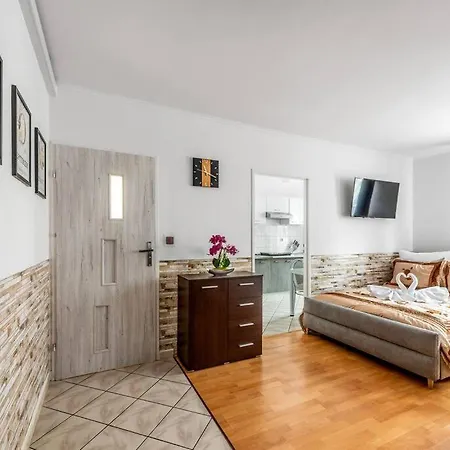 아파트 Apartament Diana Pradnik Bialy, 4 Osoby, Free Parking 크라쿠프
